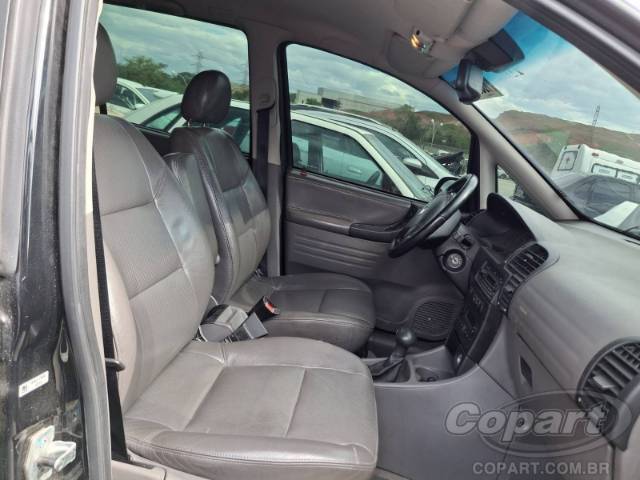 2011 CHEVROLET ZAFIRA 