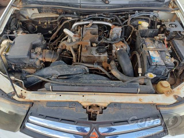 2015 MITSUBISHI L200 TRITON 