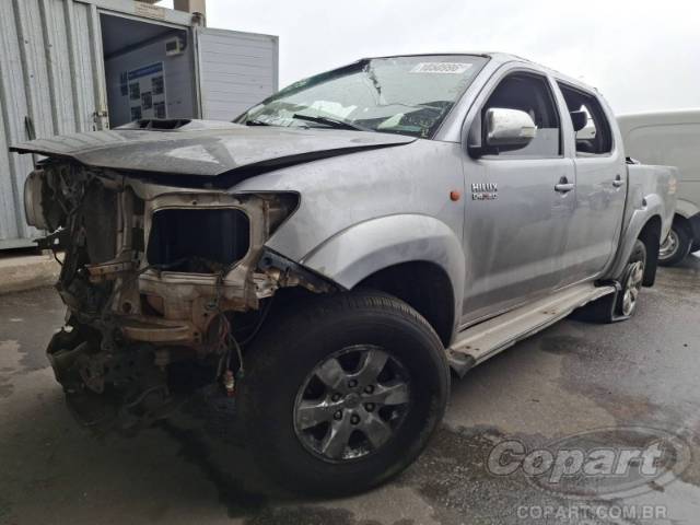 2015 TOYOTA HILUX CD 