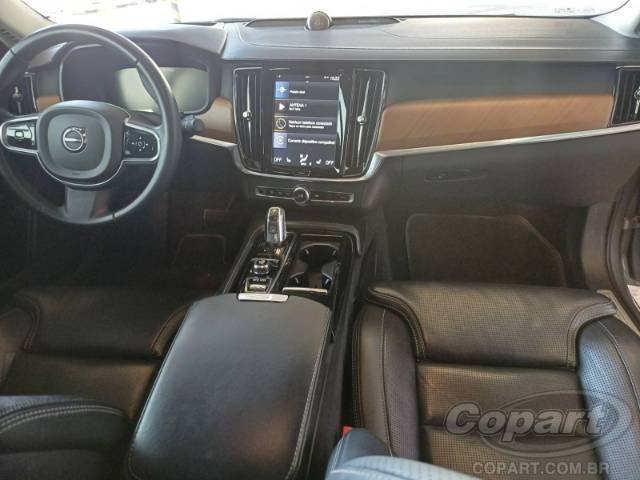 2019 VOLVO S90 