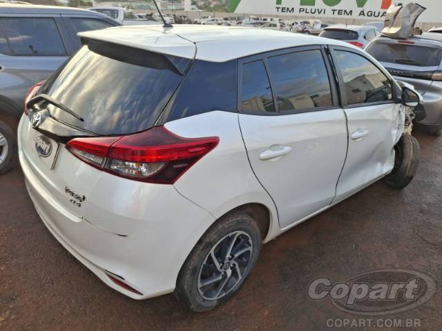 2023 TOYOTA YARIS 