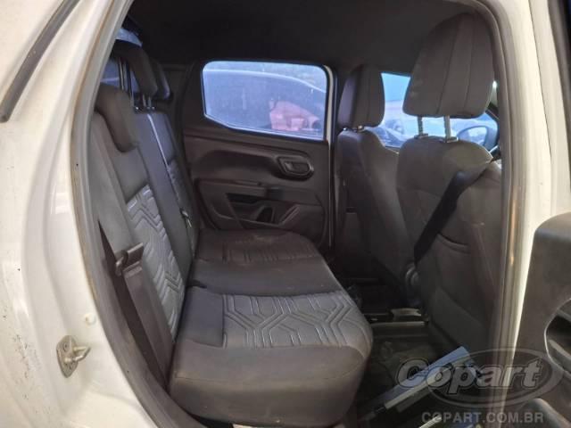 2022 FIAT STRADA CD 