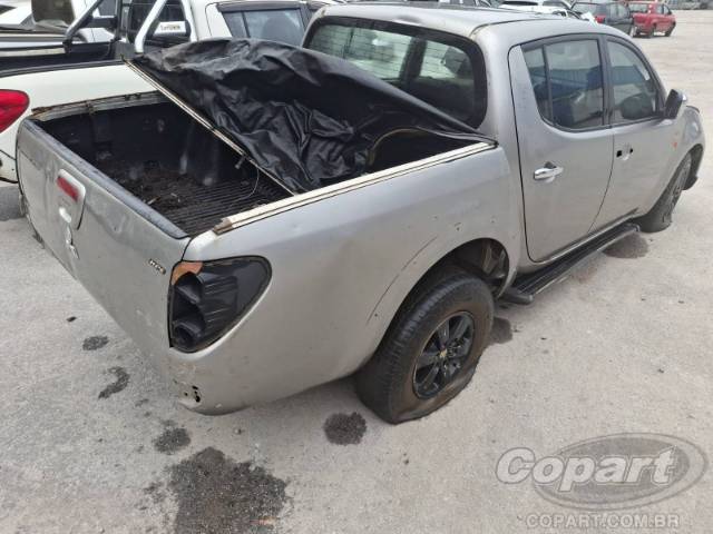 2013 MITSUBISHI L200 TRITON 