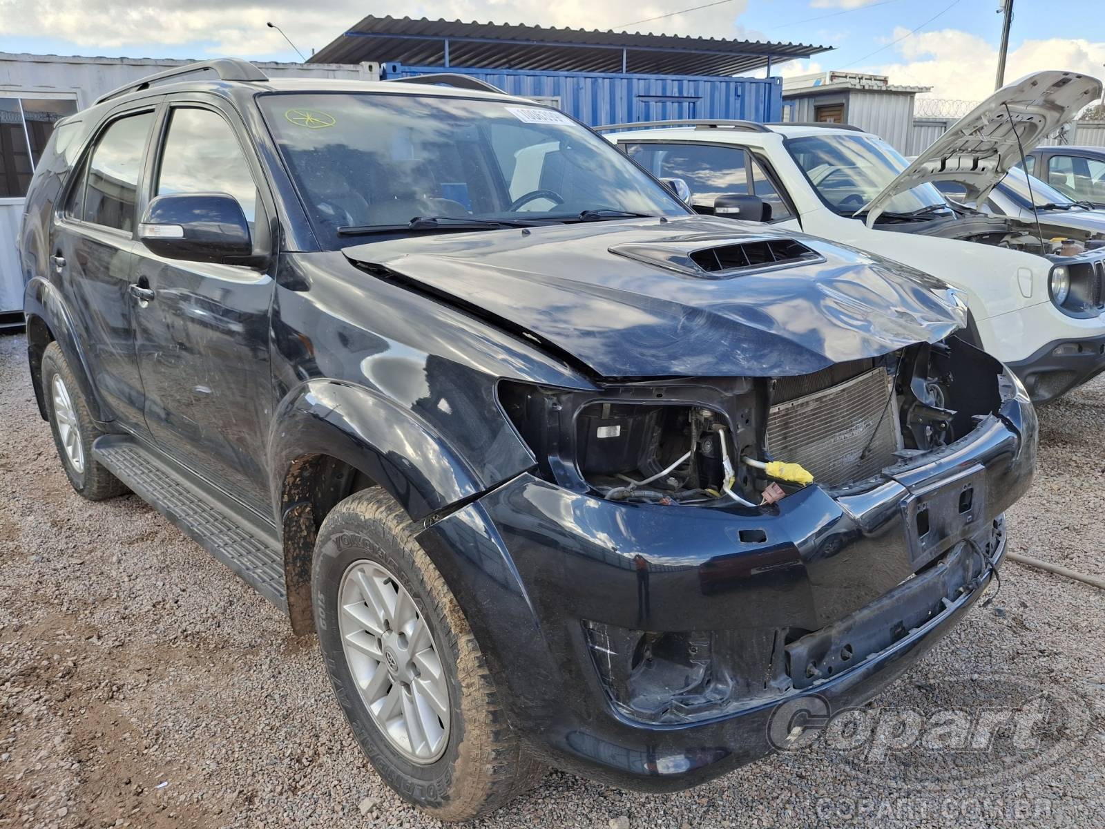 TOYOTA HILUX SW4 SRV 3.0 D-4D Turbo 2014