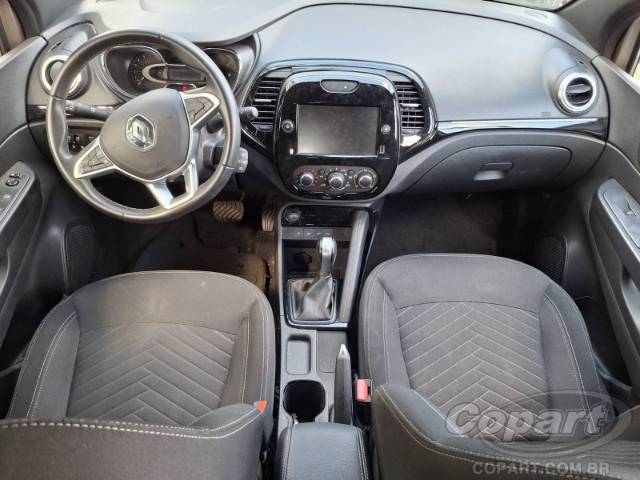 2022 RENAULT CAPTUR 