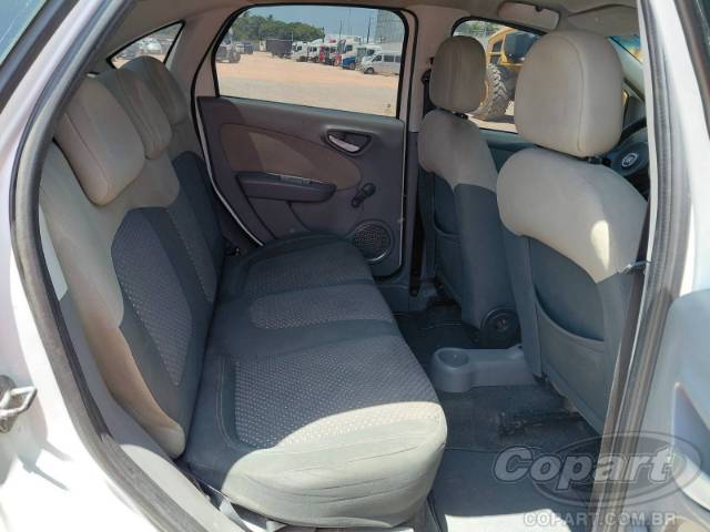 2014 FIAT GRAND SIENA 