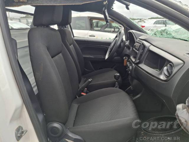 2025 FIAT STRADA 