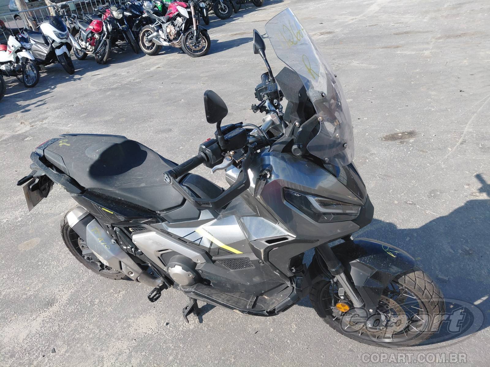 Honda X-ADV 2025