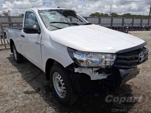 2024 TOYOTA HILUX CS 