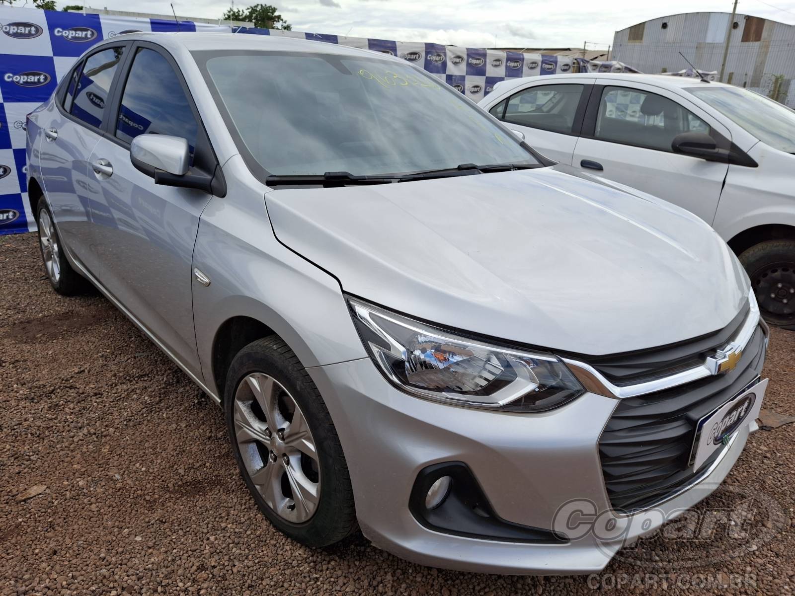 Chevrolet Onix Plus