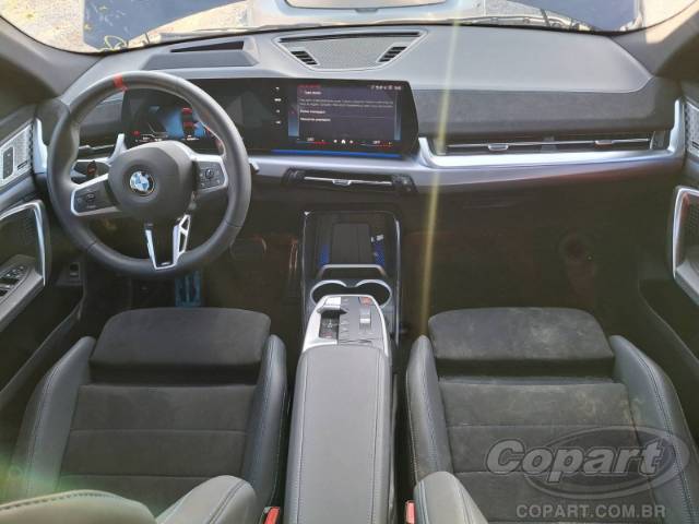 2025 BMW X2 
