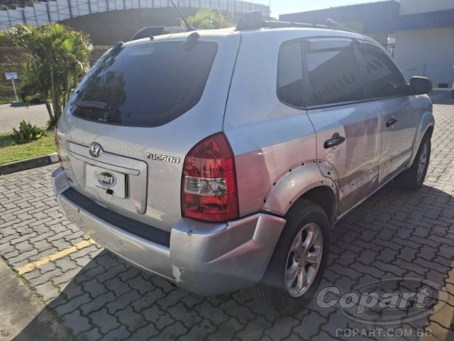 2010 HYUNDAI TUCSON 