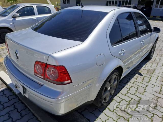 2011 VOLKSWAGEN BORA 