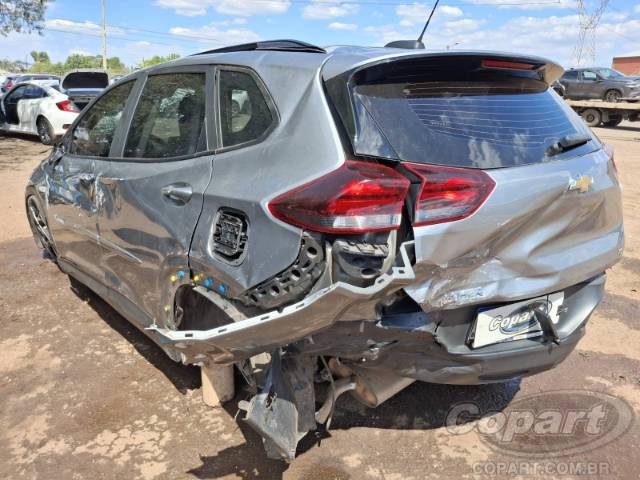 2025 CHEVROLET TRACKER 
