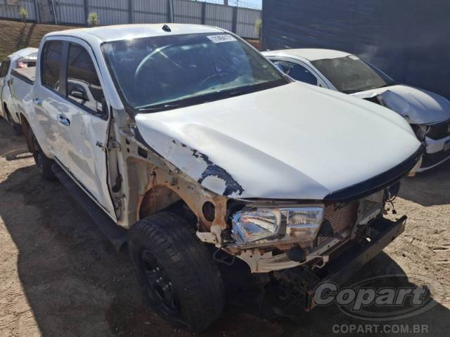 2020 TOYOTA HILUX CD 