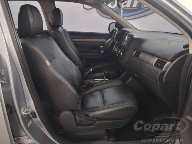 2015 MITSUBISHI OUTLANDER 