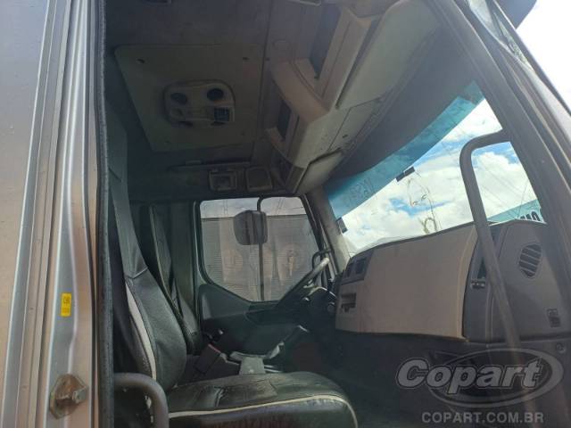 2013 VOLVO VM 