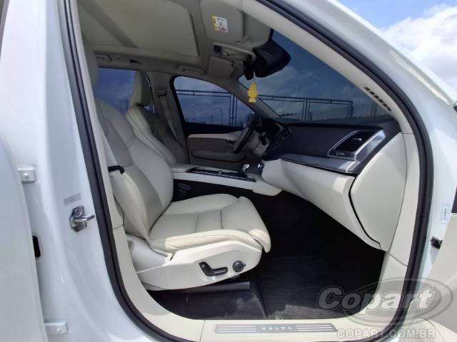 2019 VOLVO XC90 