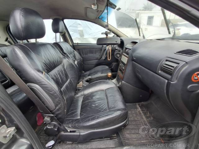 2005 CHEVROLET ASTRA SEDAN 