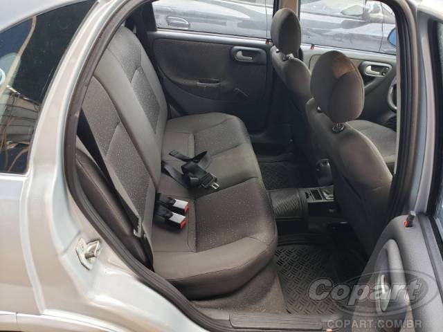 2011 CHEVROLET CORSA SEDAN 