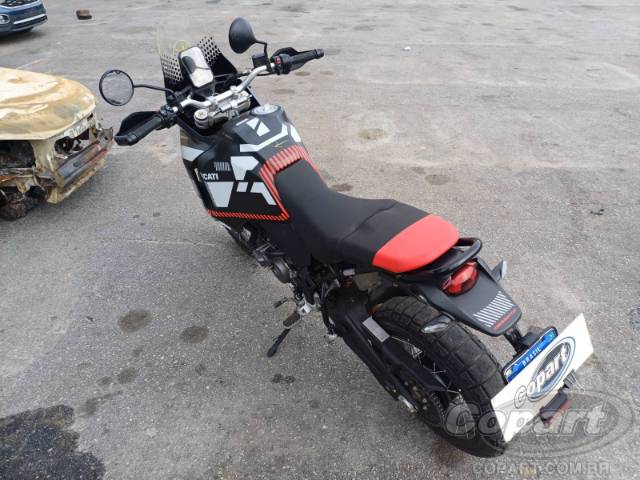 2024 DUCATI DESERTX 
