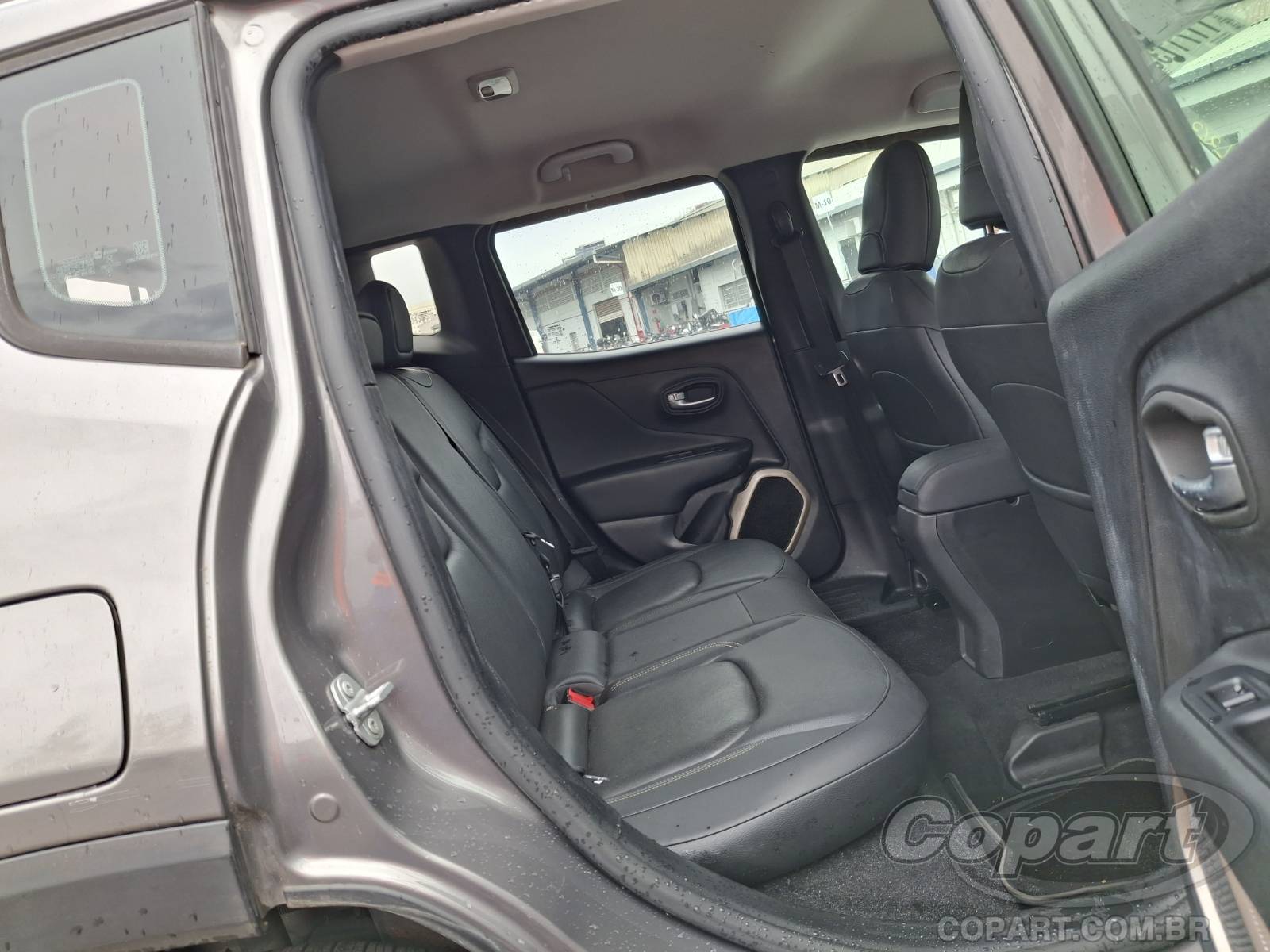 Foto 6 de 10: 2018 JEEP RENEGADE