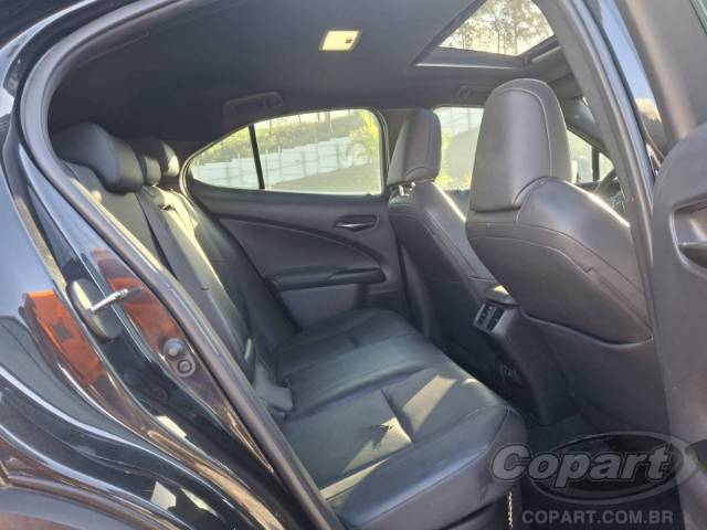 2019 LEXUS UX 