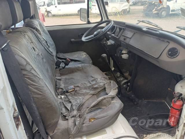 2010 VOLKSWAGEN KOMBI 