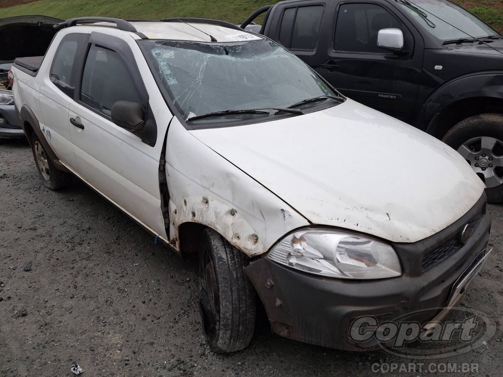 Veículo Fiat Strada Fiat Strada CD Working 1.4 2014 Colisão Média Monta 2014 em leilão