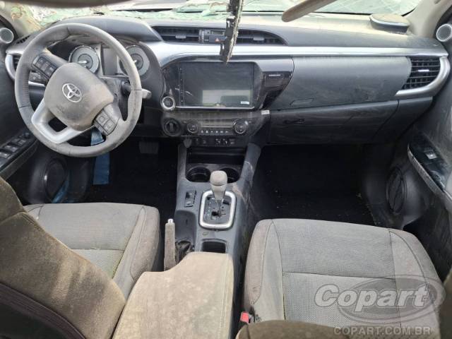 2024 TOYOTA HILUX CD 