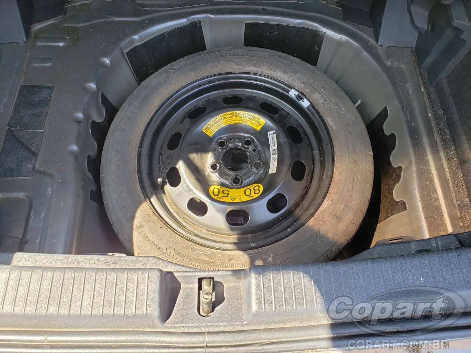 2021 VOLKSWAGEN T-CROSS — foto 10 de 10