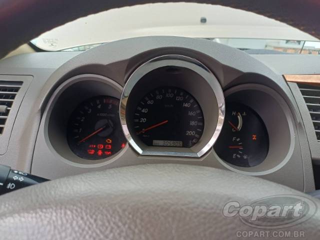 2011 TOYOTA HILUX SW4 