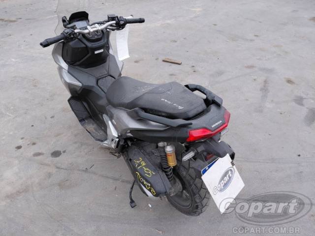 2025 HONDA ADV 