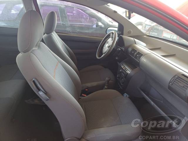 2010 VOLKSWAGEN FOX 