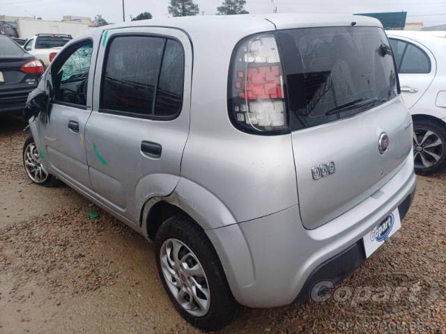 2016 FIAT UNO 
