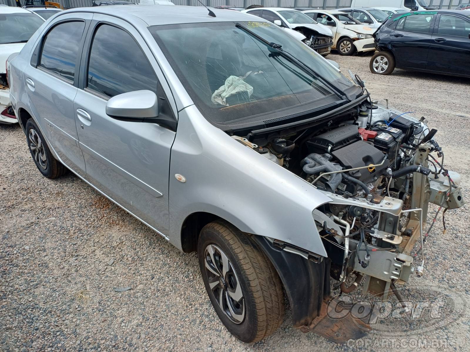 Toyota Etios Seda XS 1.5 16V 2016