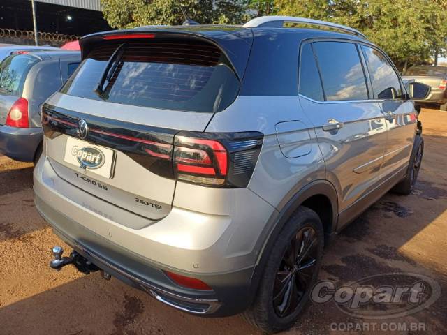 2024 VOLKSWAGEN T-CROSS 