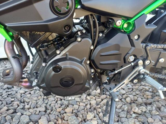 2025 KAWASAKI Z500 