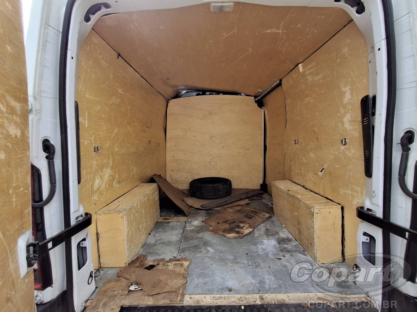2022 RENAULT MASTER FURGAO — leilão em Itaquaquecetuba/SP (foto 6)