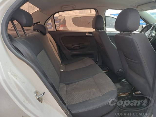 2014 VOLKSWAGEN VOYAGE 