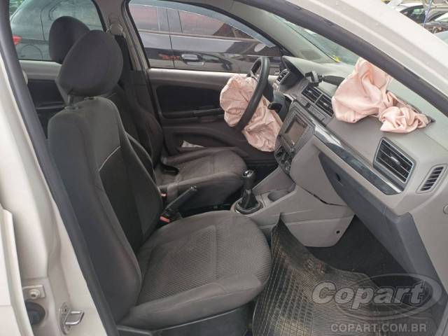 2017 VOLKSWAGEN VOYAGE 