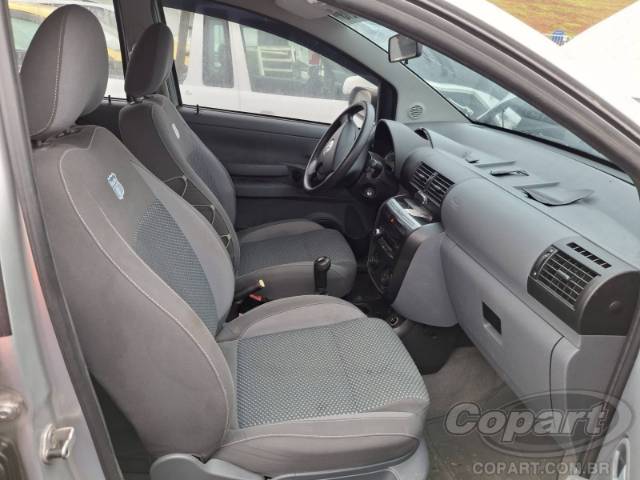 2010 VOLKSWAGEN SPACEFOX 