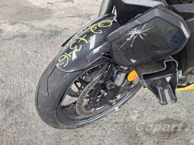 2025 TRIUMPH STREET TRIPLE 