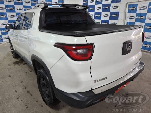 2022 FIAT TORO 