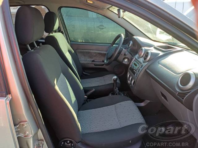 2013 FORD FIESTA 