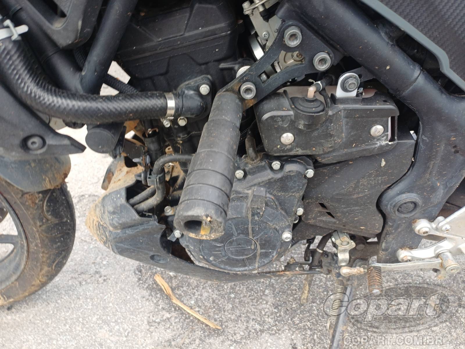 Foto 6 de 10: 2023 YAMAHA MT-03