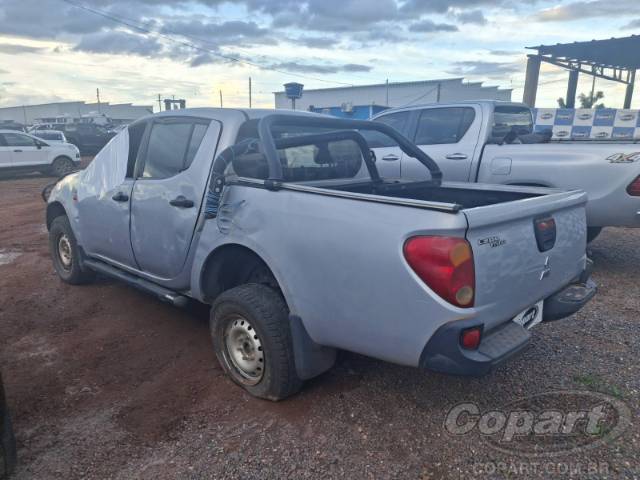 2013 MITSUBISHI L200 TRITON 