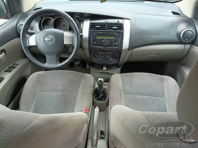 2010 NISSAN LIVINA 