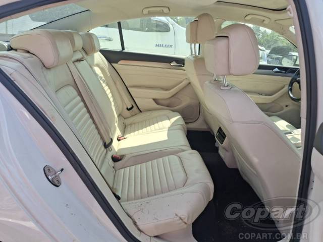 2018 VOLKSWAGEN PASSAT 