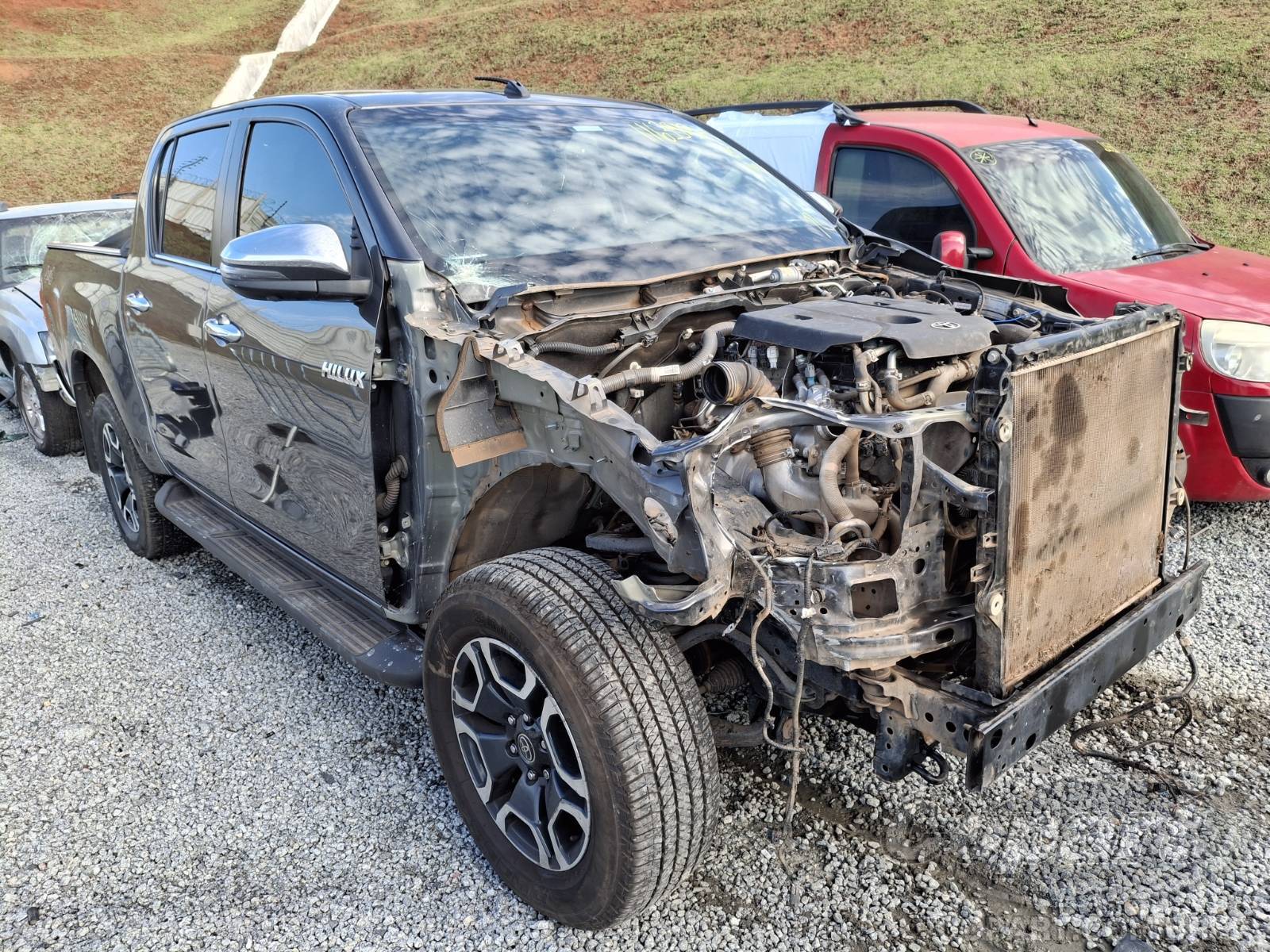 2024 TOYOTA HILUX CD — leilão em Itaquaquecetuba/SP